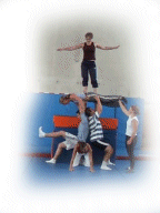 chateau_de_carte2.gif (320269 octets)