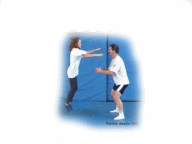 saut_assi_epaules_pat_elise.gif (44517 octets)