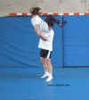 aerobic_debout_pat_elise03.jpg (34038 octets)